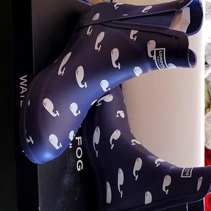 New in box London Fog size 8 waterproof booties.